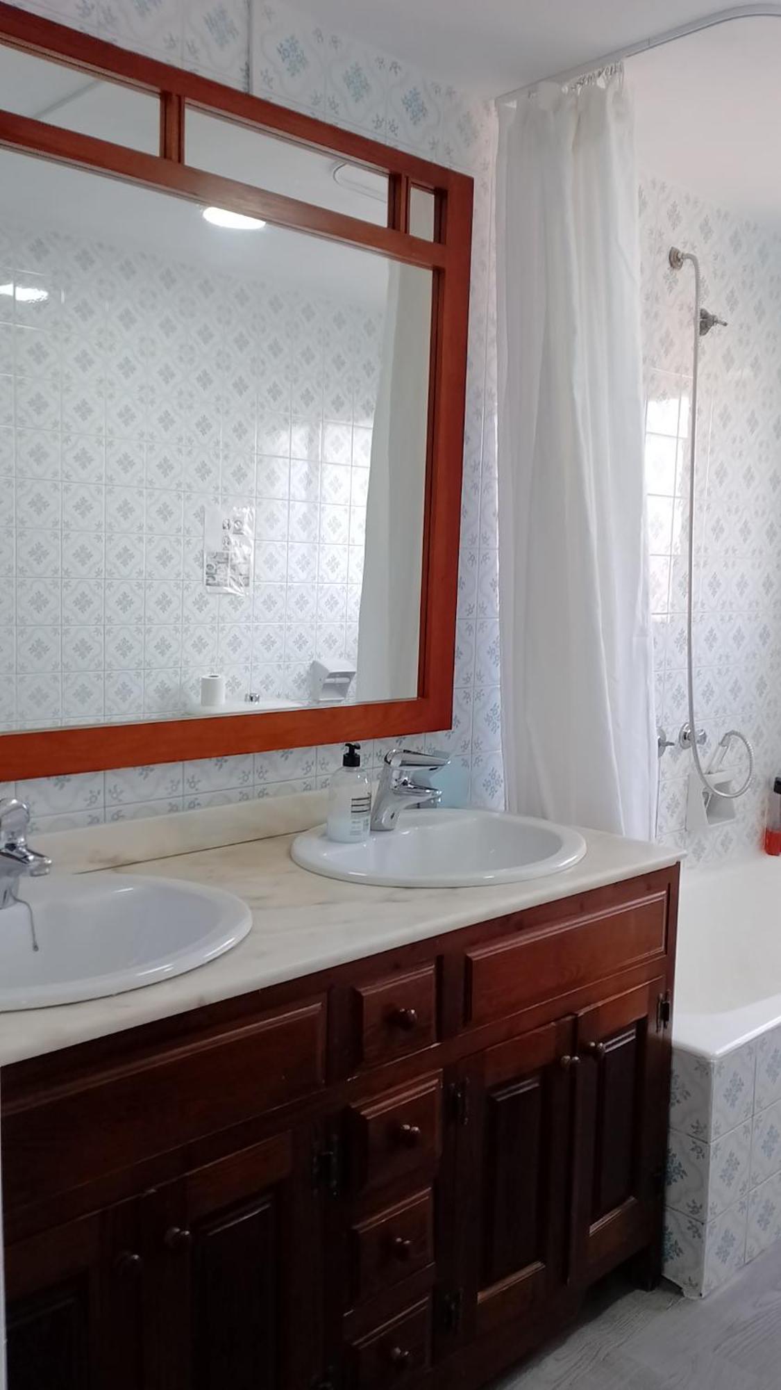 Habitacion Privada Centro Malaga Cerca Tren Maria Zambrano Y Playa Muy Buena Conexion Wifi מראה חיצוני תמונה